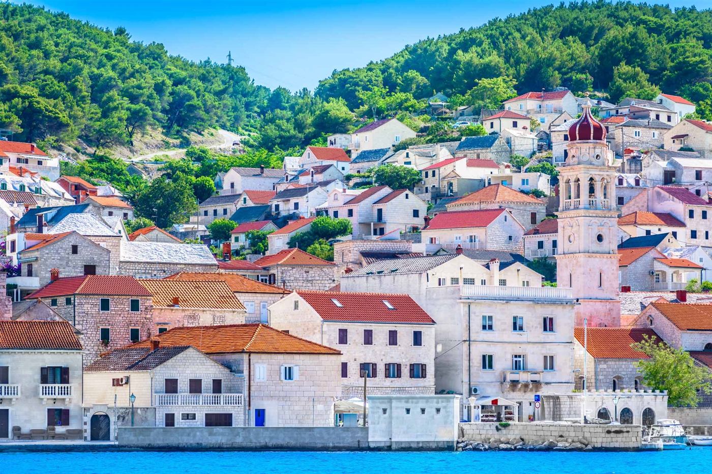 Kamene kuće na otoku Braču